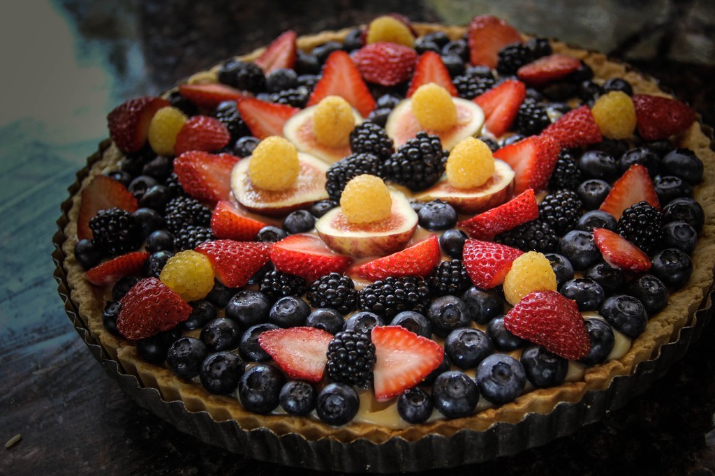 lemon summer berry tart lemon summer berry tart