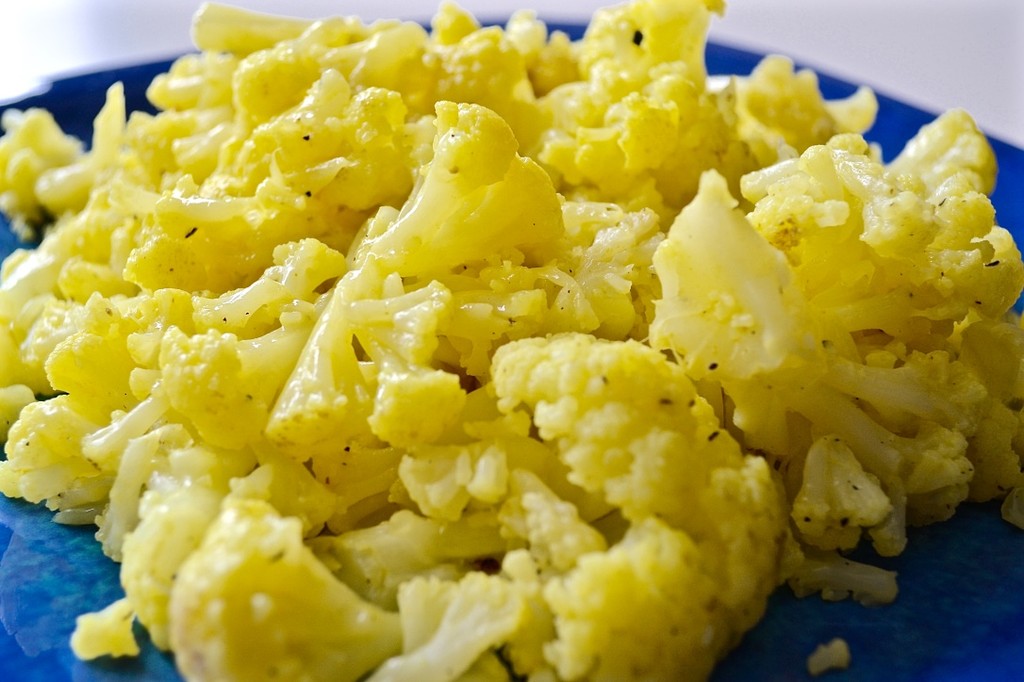 Steamed Cauliflower with Mustard